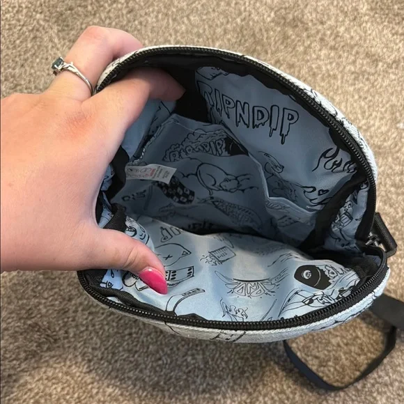 Ripndip Black and White Cat Crossbody Bag - Picture 4 of 6